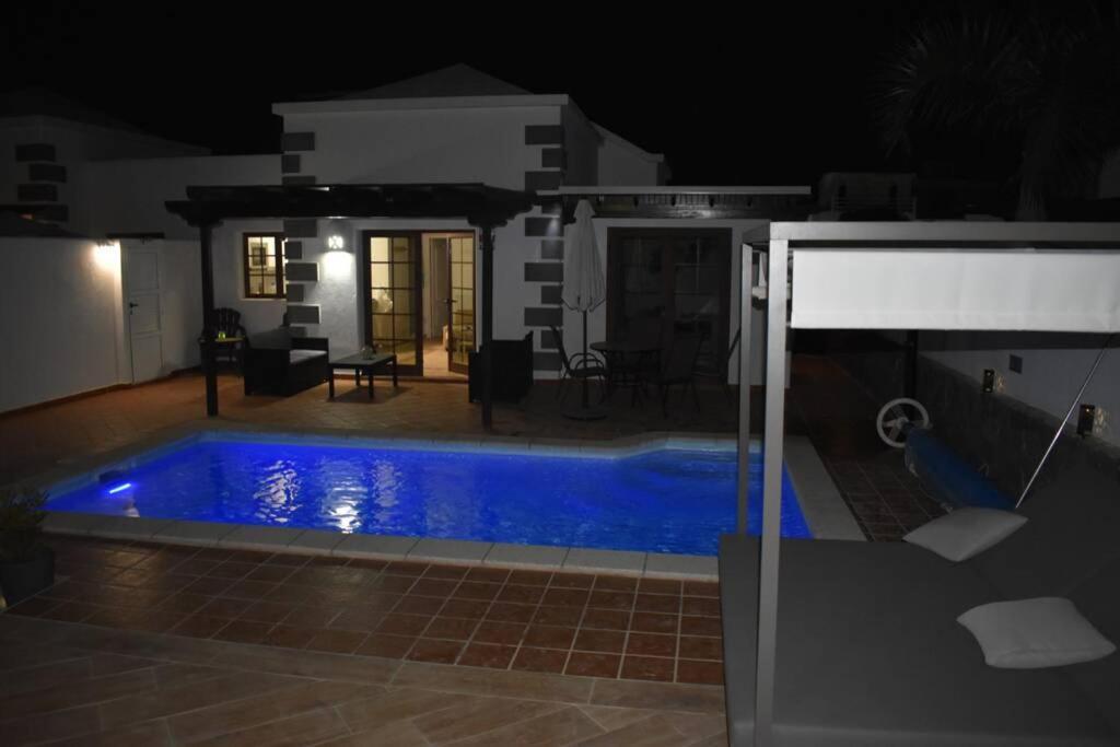 Villa Manuel -Lanzarote 普拉亚布兰卡 外观 照片